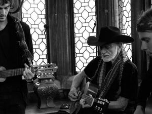 Quarantunes | Willie Nelson & Family